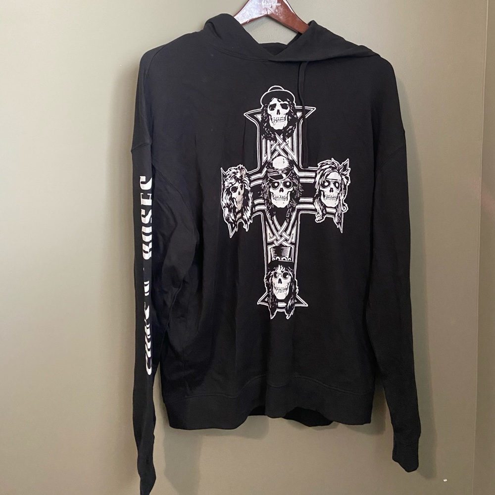 H&M Men’s Black Guns N Roses Hoodie